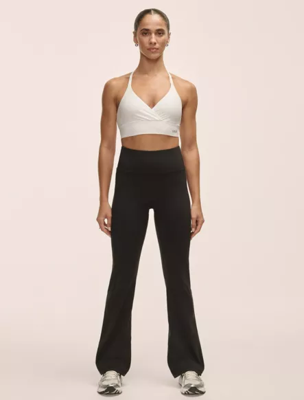 Casall Soft Touch Flared Pants - Naisten juoksu- ja treenitrikoot - 25042 - 1