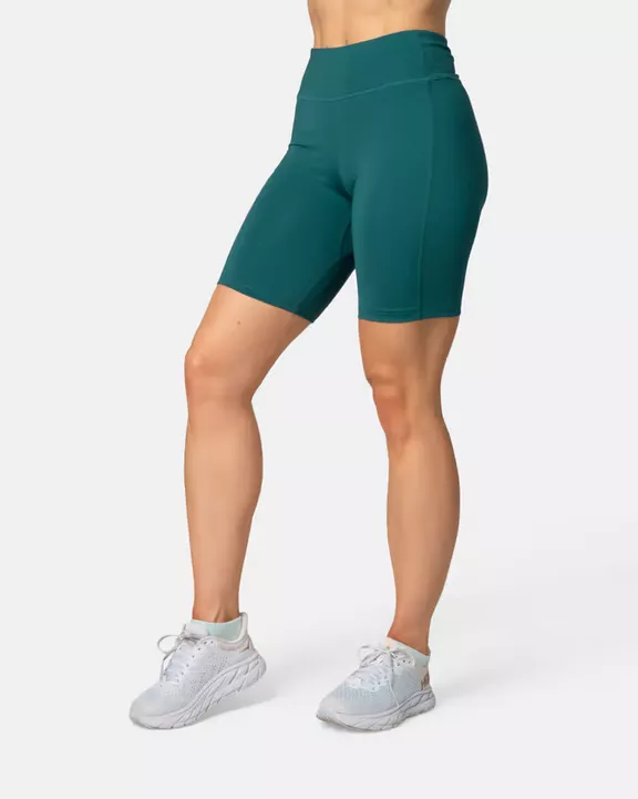 Kari Traa Ava 8 Inch Shorts - Naisten shortsit, caprit ja hameet - 623942 - 1