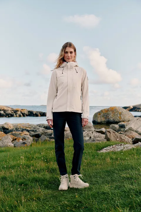 Twentyfour Venture Shelljacket W - Naisten ulkoilutakit - 12594 - 1