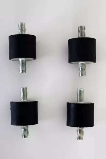 Tärinänvaimennin ulkoyksikölle 4 kpl - Ilmalämpöpumppu tärinänvaimentimet - 3025AM8S45 - 1