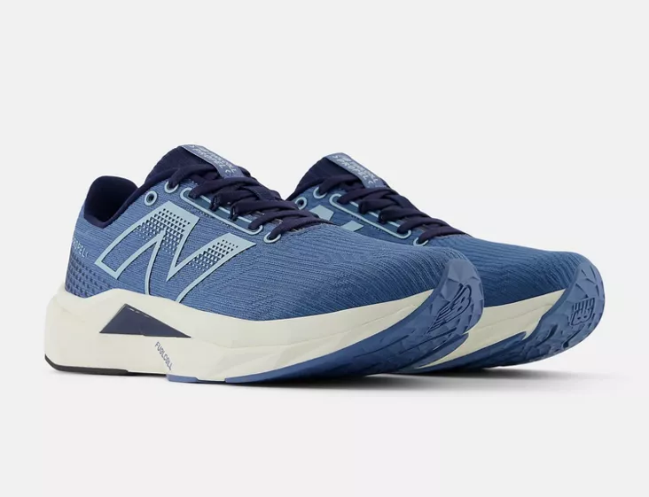 New Balance FuelCell Propel V5 - Naisten juoksukengät - WFCPRLH5 - 1