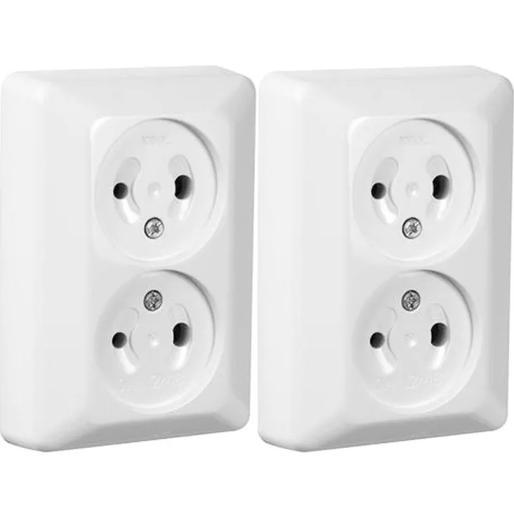 Sunwind 12V Pistorasia - Mökkisähkö asennustarvikkeet - 7028645404215 - 1