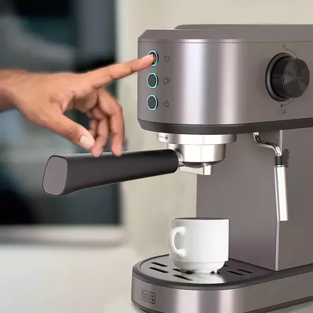 BLACK+DECKER ES9200090B 20BAR ESPRESSOKONE - Erikoiskahvinkeittimet / kahviautomaatit - 8432406200098 - 1