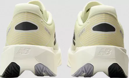 New Balance FuellCell Rebel V5 - Juoksukengät - MFCX8QY - 2